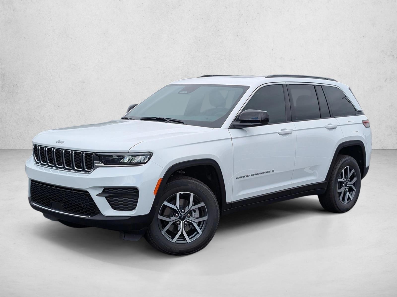 Thumbnail: 2027 Jeep Grand Cherokee - 1