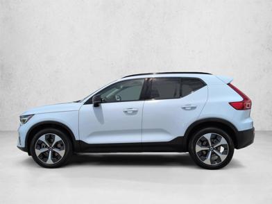 2024 Volvo XC40