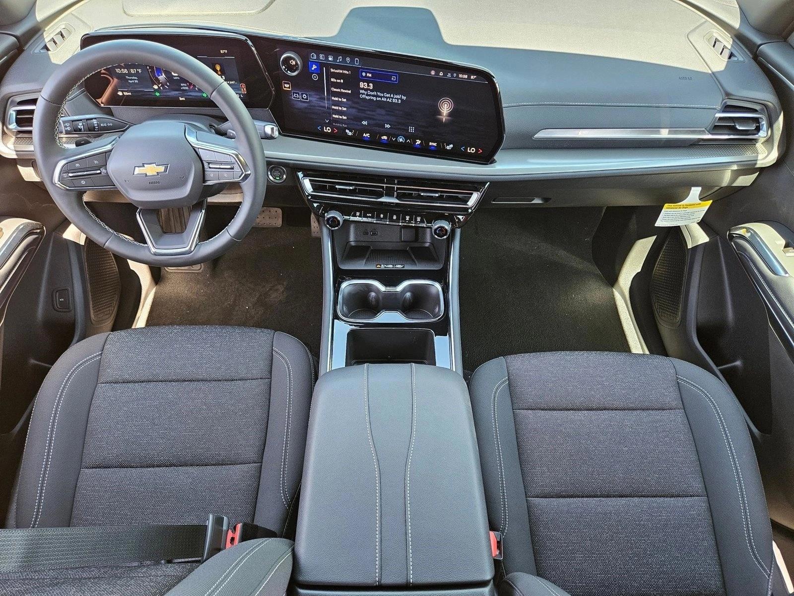 Thumbnail: 2026 Chevrolet Traverse - 3