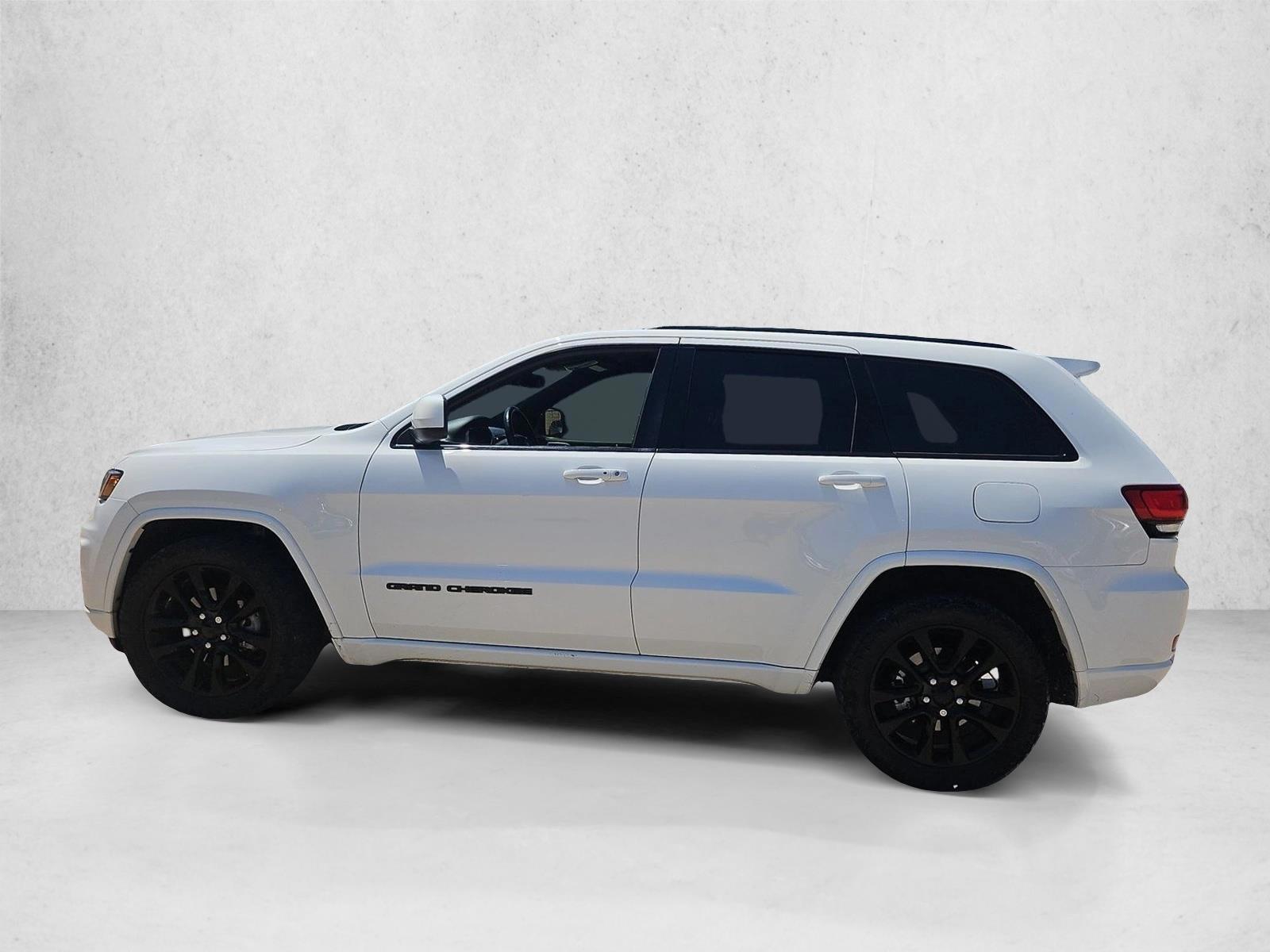 Thumbnail: 2020 Jeep Grand Cherokee - 5