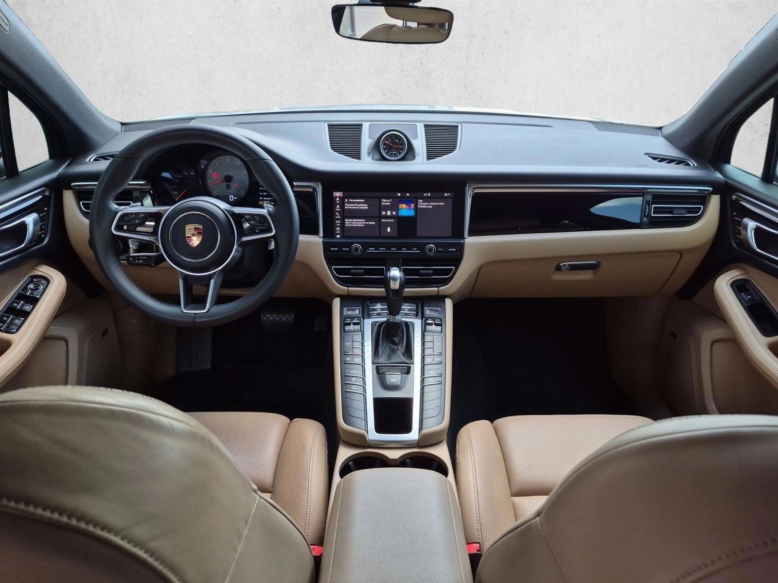 Thumbnail: 2020 Porsche Macan - 3