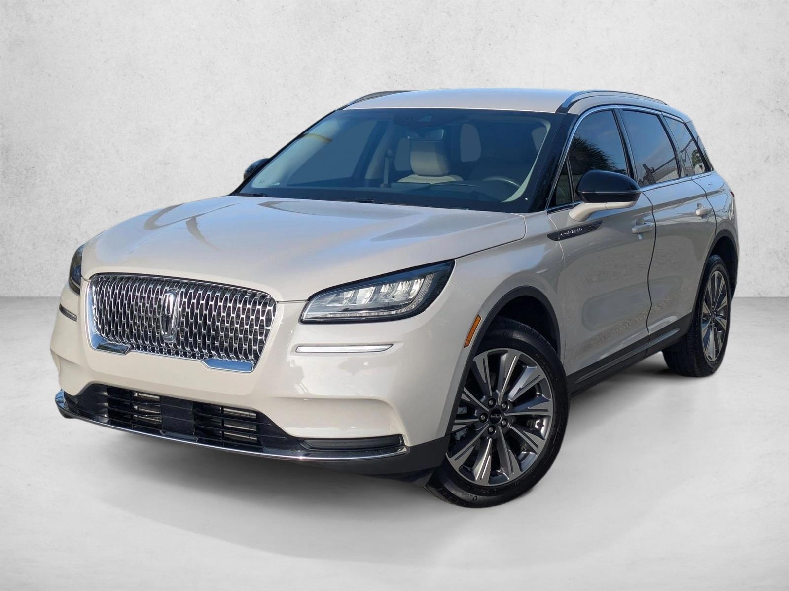 Thumbnail: 2022 Lincoln Corsair - 1