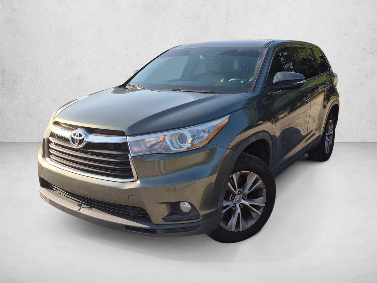 Thumbnail: 2015 Toyota Highlander - 1