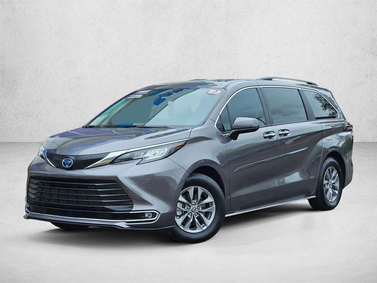 Thumbnail: 2023 Toyota Sienna - 1