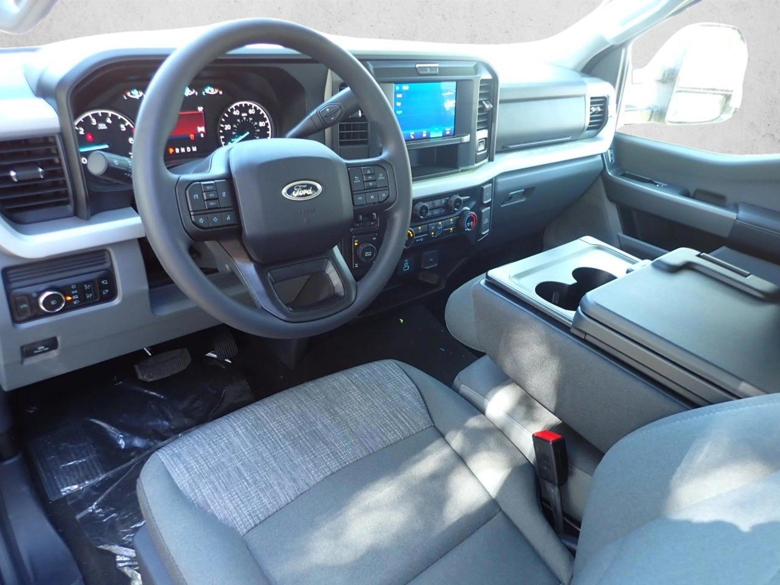 Thumbnail: 2026 Ford Econoline - 3