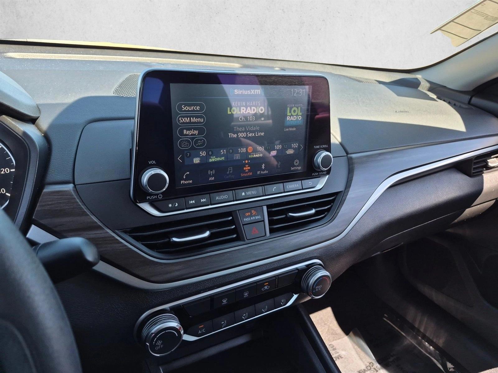 2025 Nissan Altima SV - Photo 19