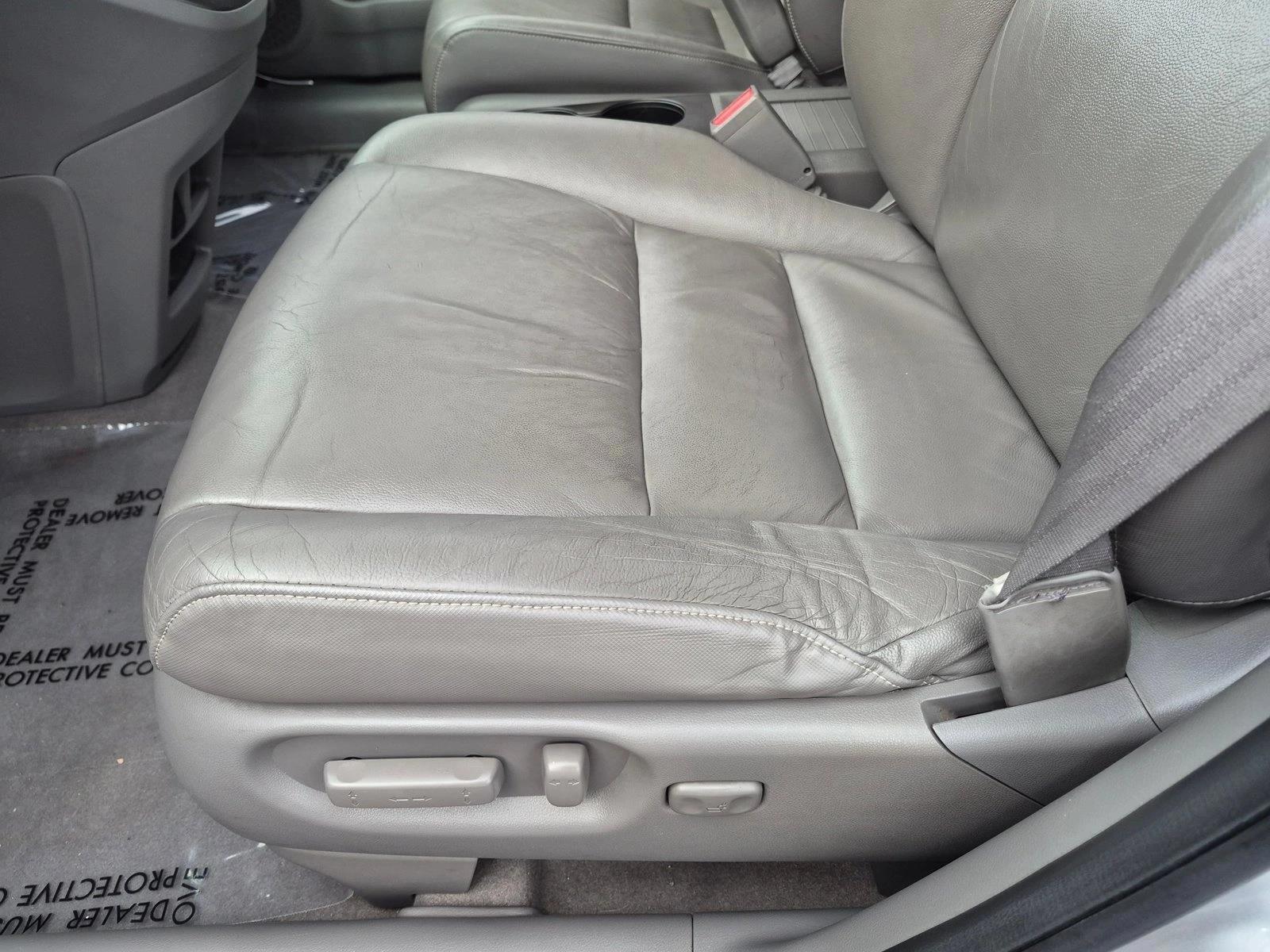 Thumbnail: 2010 Honda CR-V - 4