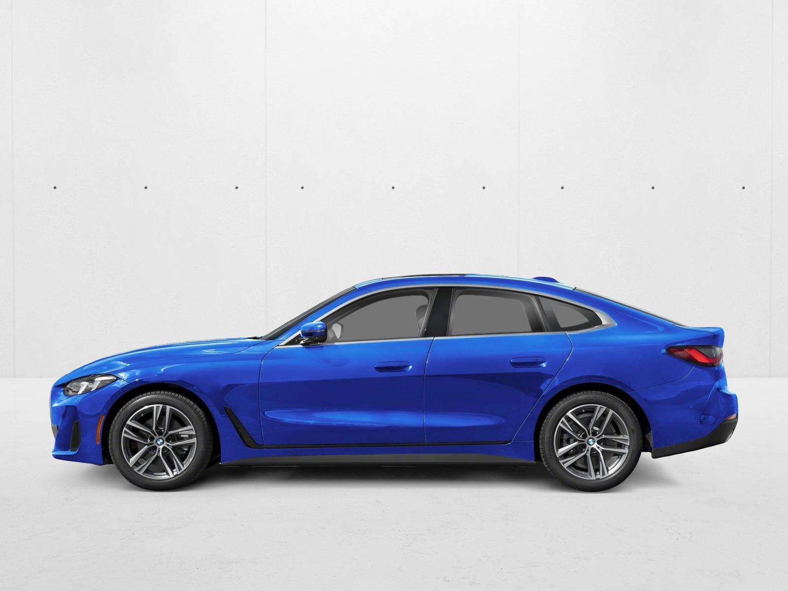 Thumbnail: 2026 BMW 4 Series - 2