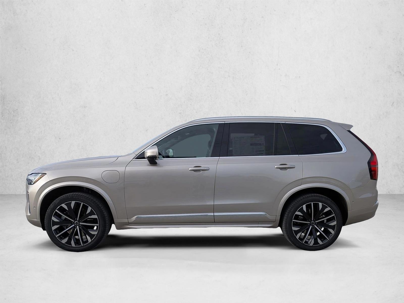 Thumbnail: 2026 Volvo XC90 - 2