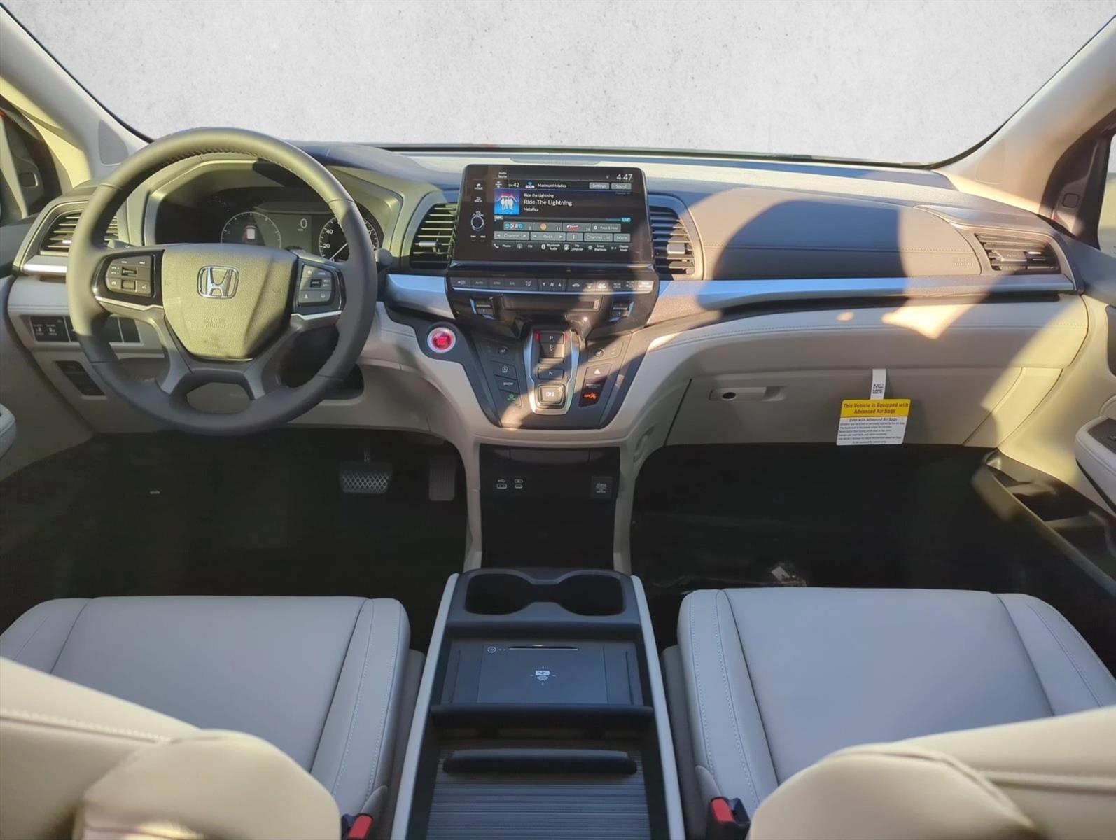 Thumbnail: 2026 Honda Odyssey - 3