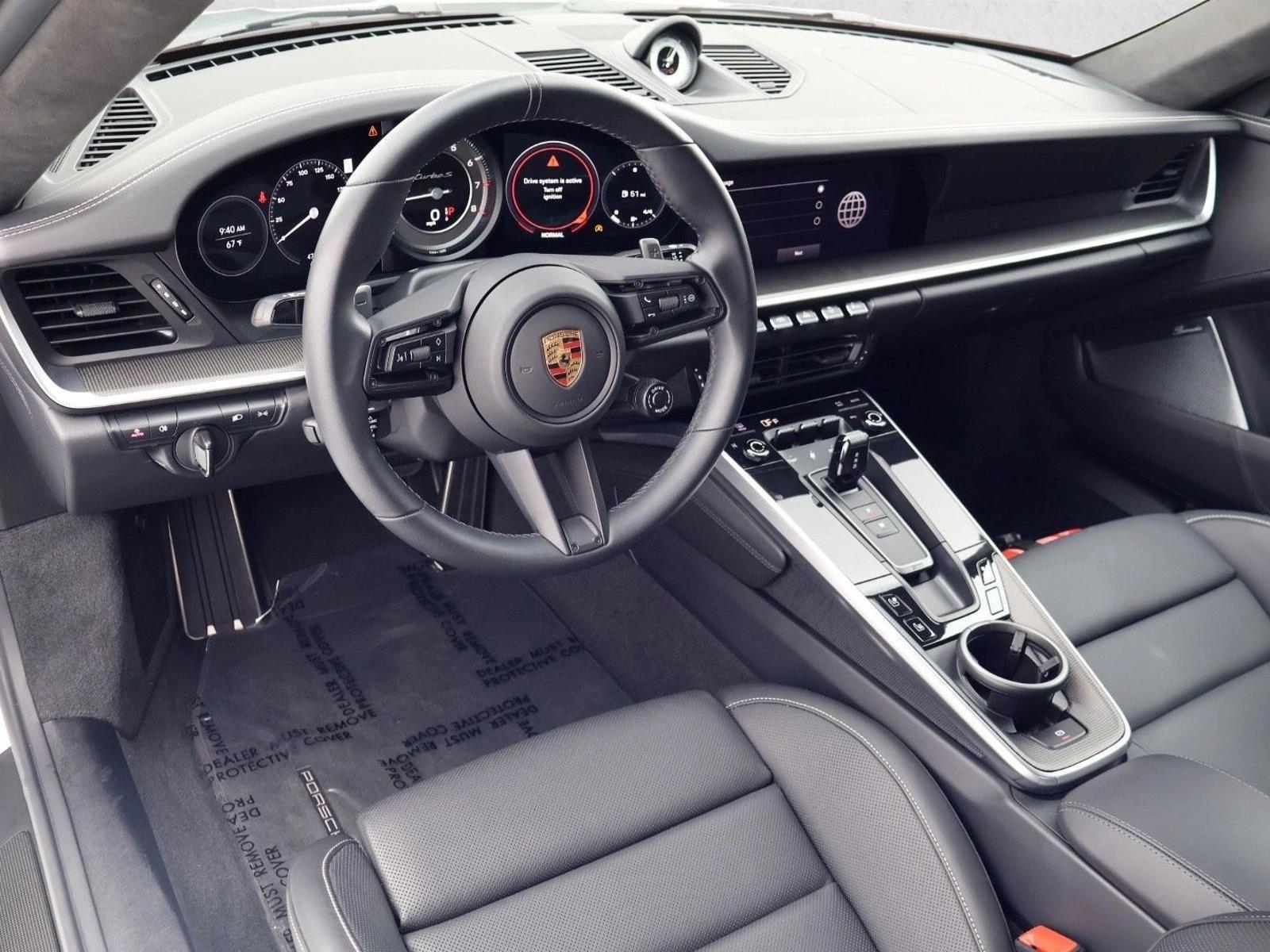 Thumbnail: 2023 Porsche 911 - 3