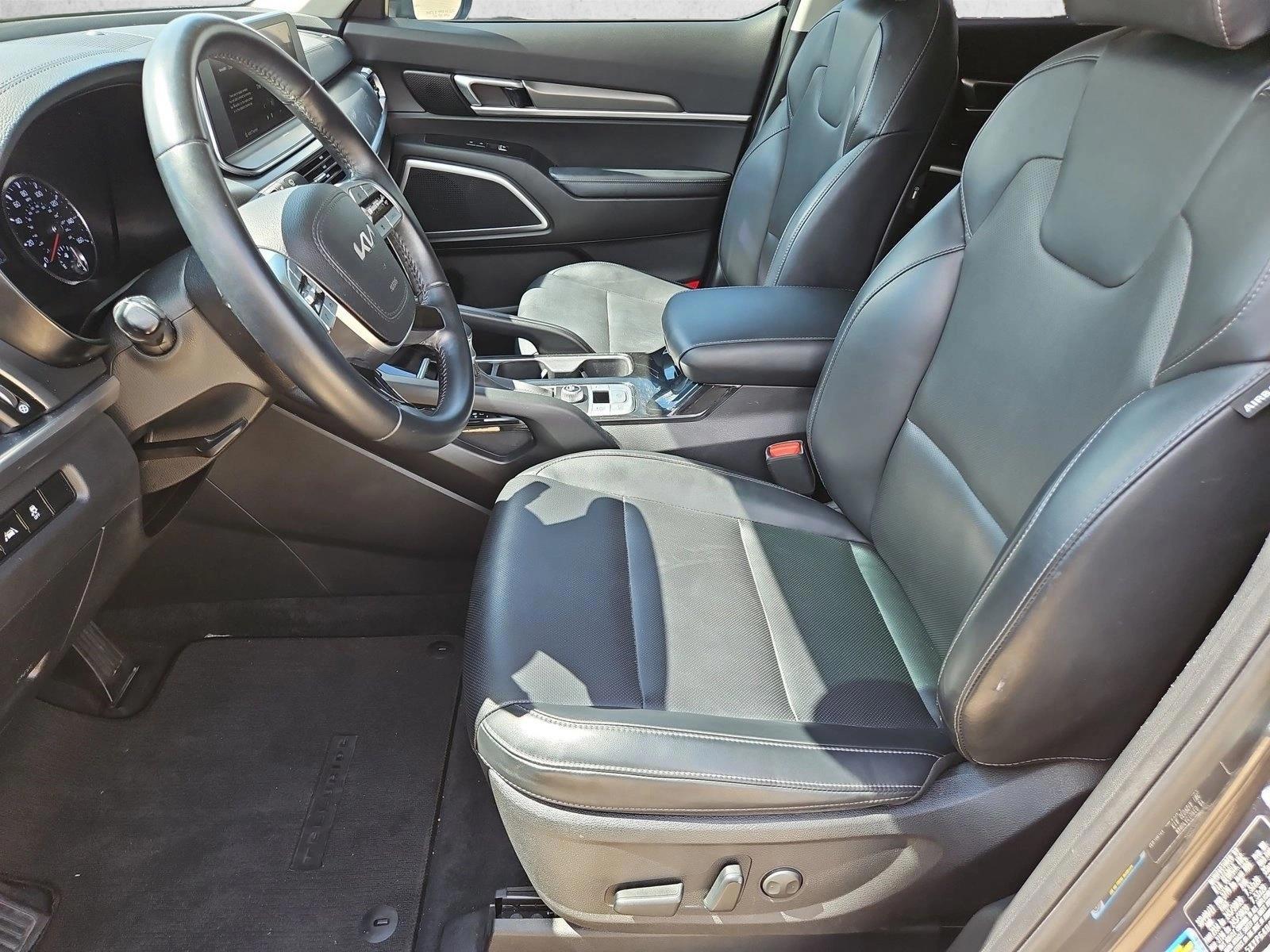 2022 Kia Telluride S - Photo 16