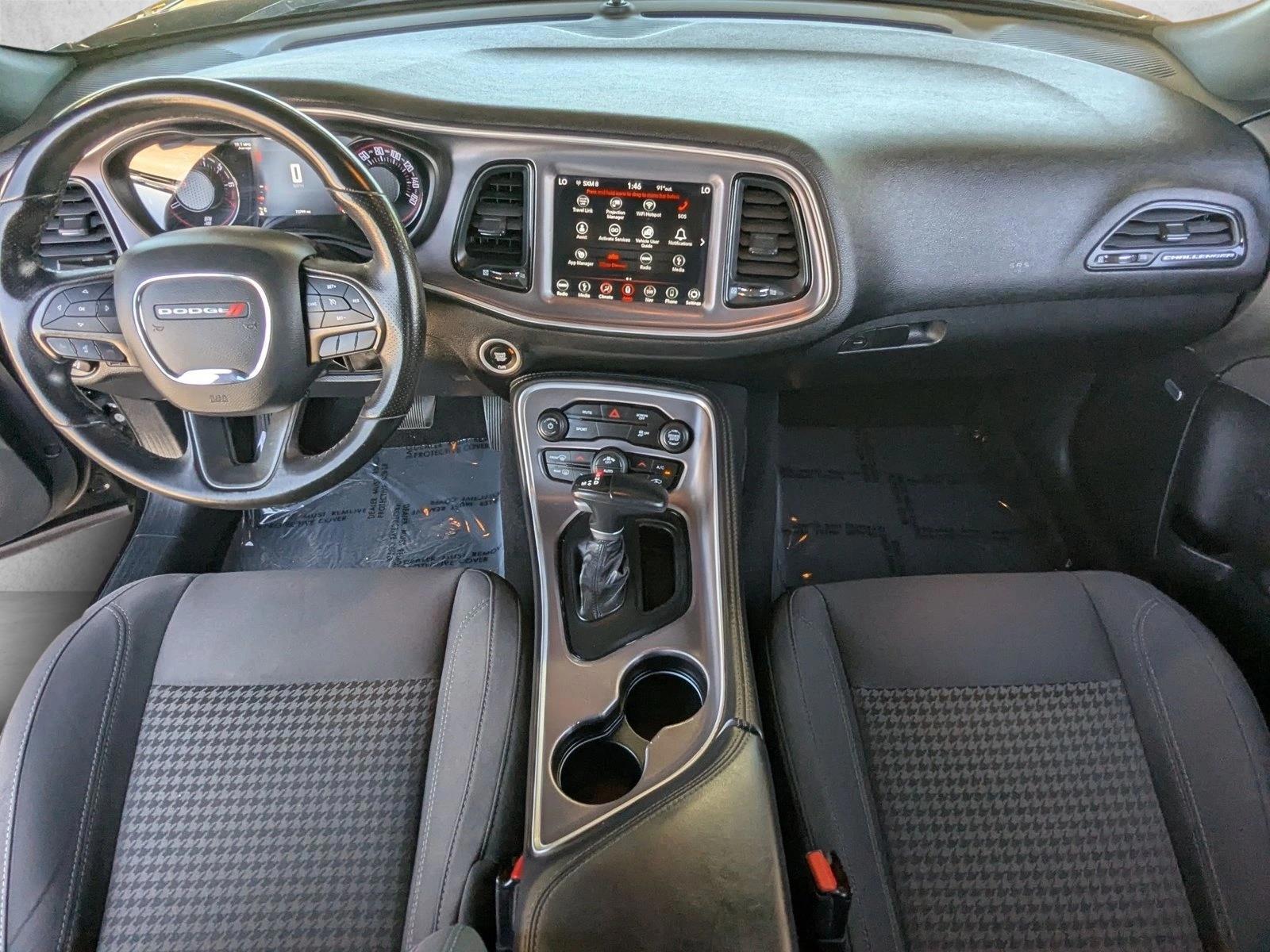 Thumbnail: 2019 Dodge Challenger - 4