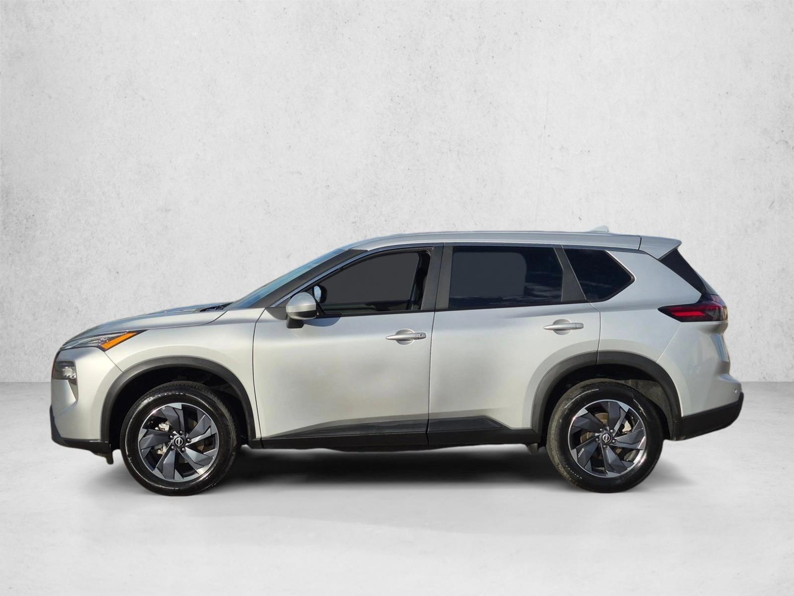 2025 Nissan Rogue SV - Photo 10