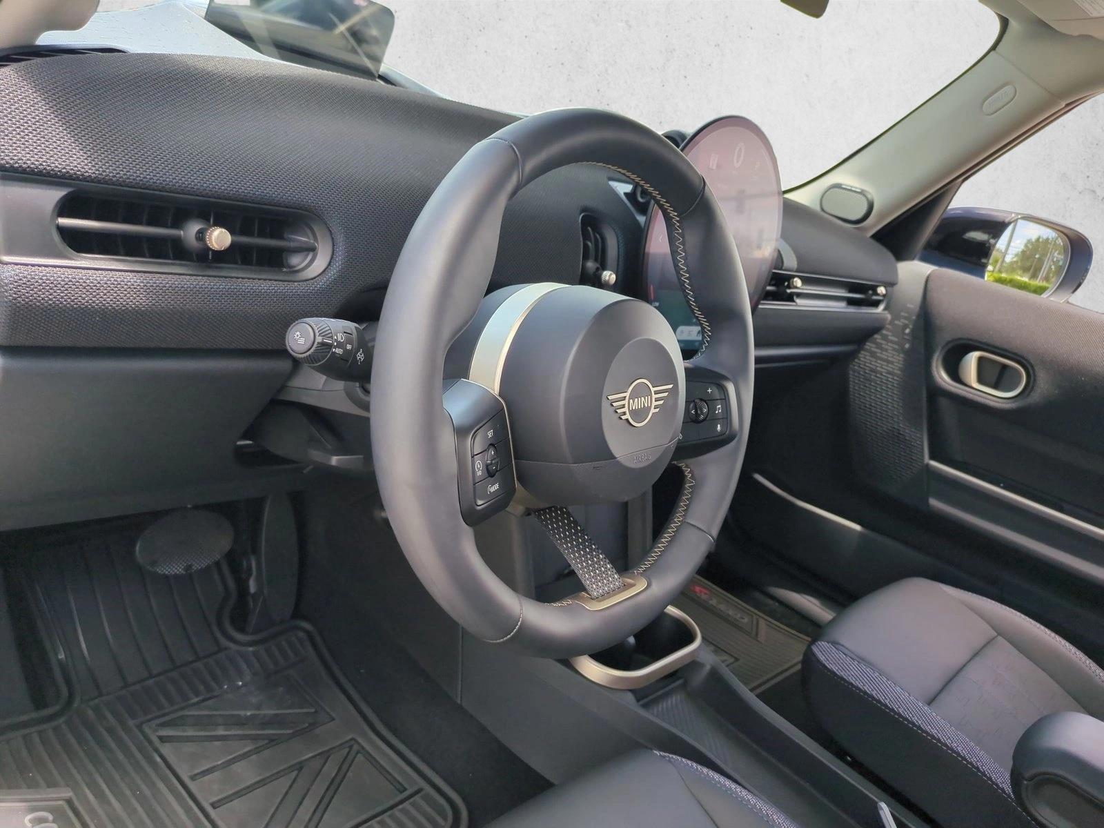 Thumbnail: 2025 MINI Cooper Hardtop - 4