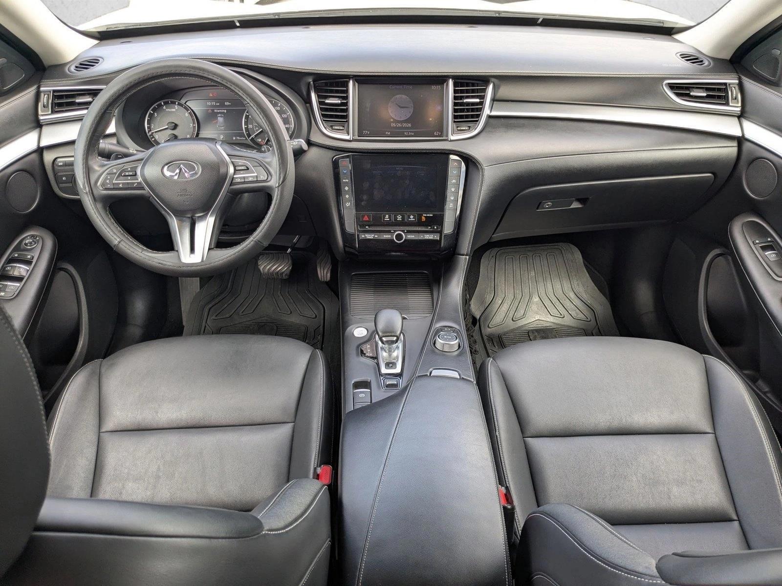 Thumbnail: 2019 INFINITI QX50 - 4