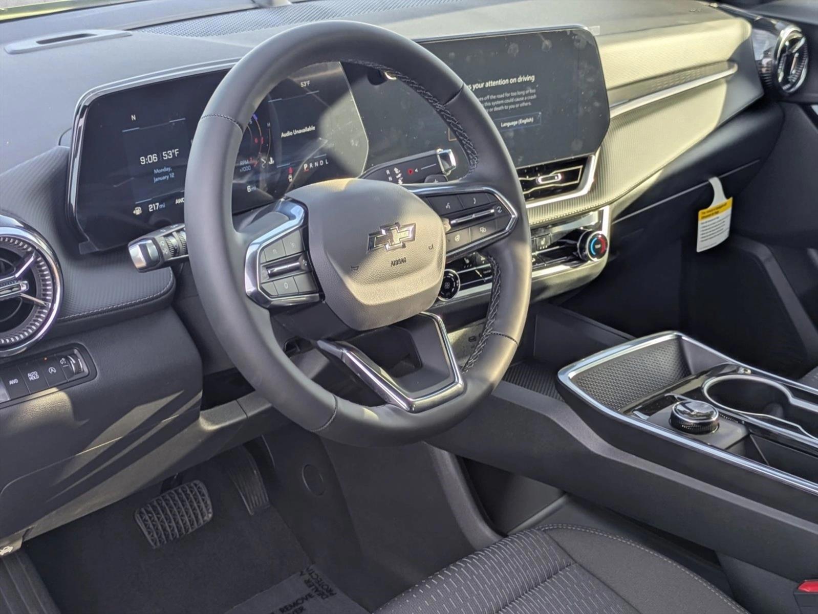 Thumbnail: 2026 Chevrolet Equinox - 3