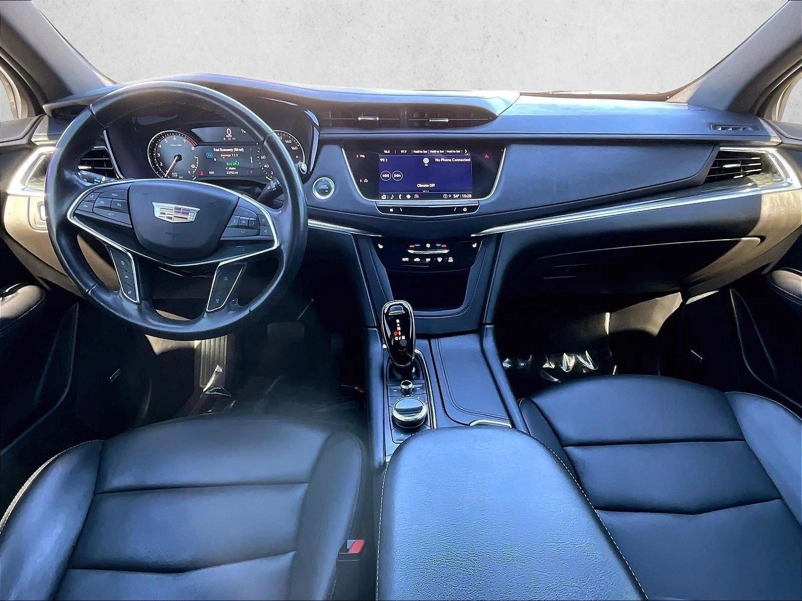 Thumbnail: 2022 Cadillac XT5 - 3