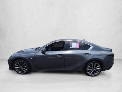 2022 Lexus IS