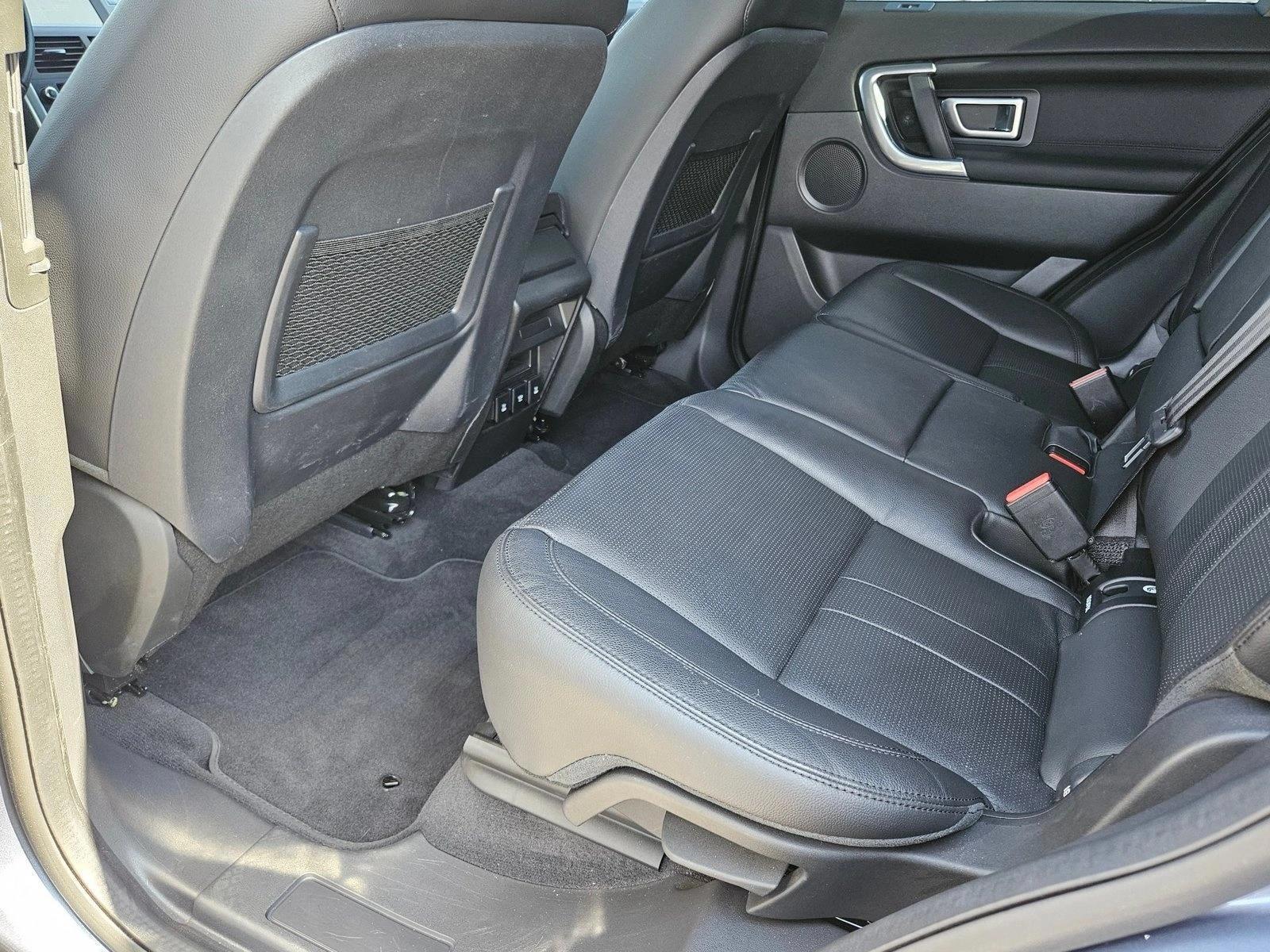 Thumbnail: 2019 Land Rover Discovery Sport - 5