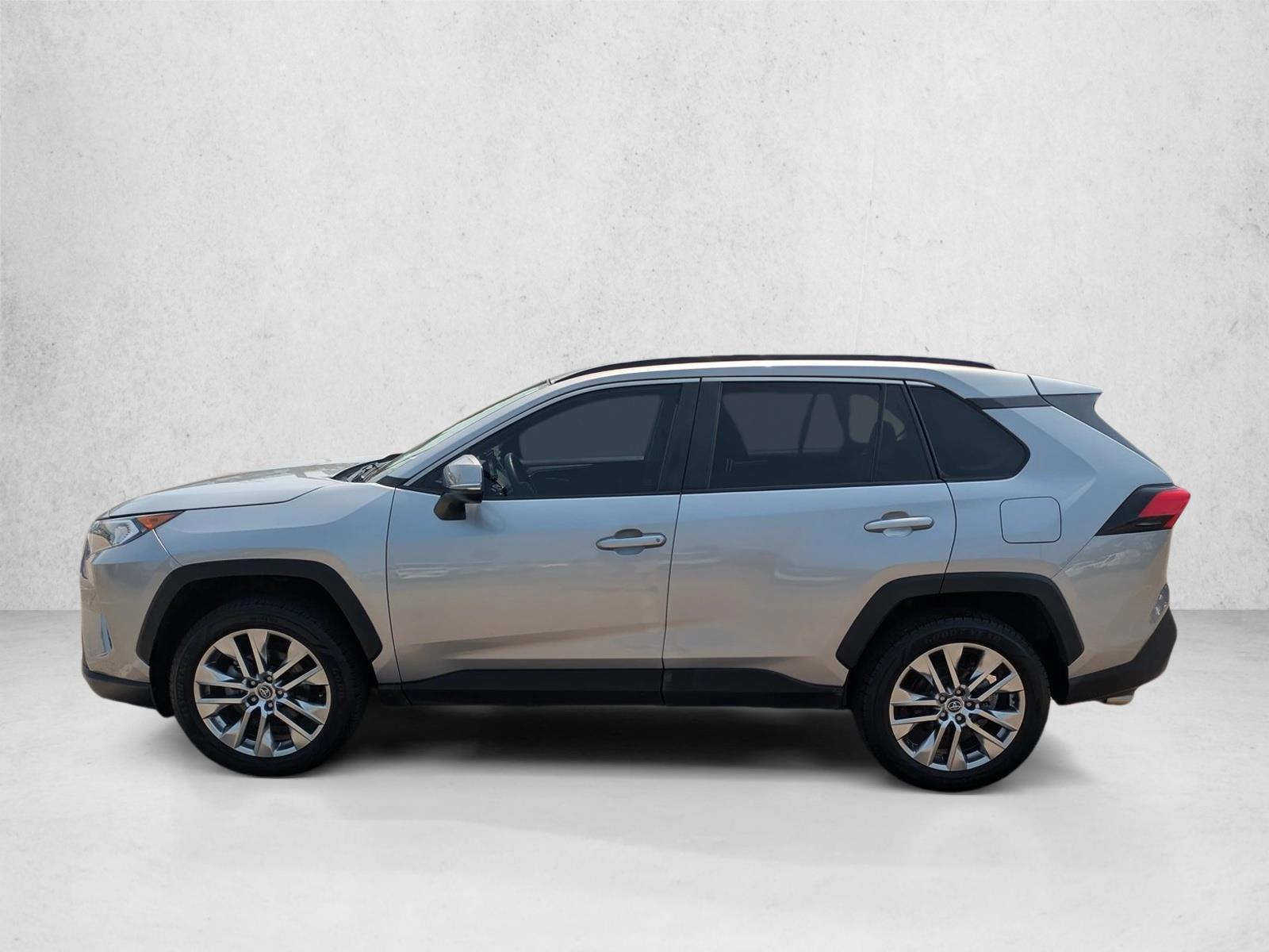 Thumbnail: 2020 Toyota RAV4 - 2