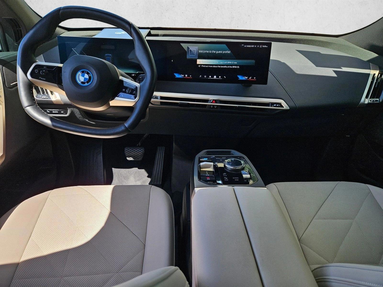 Thumbnail: 2025 BMW iX - 3