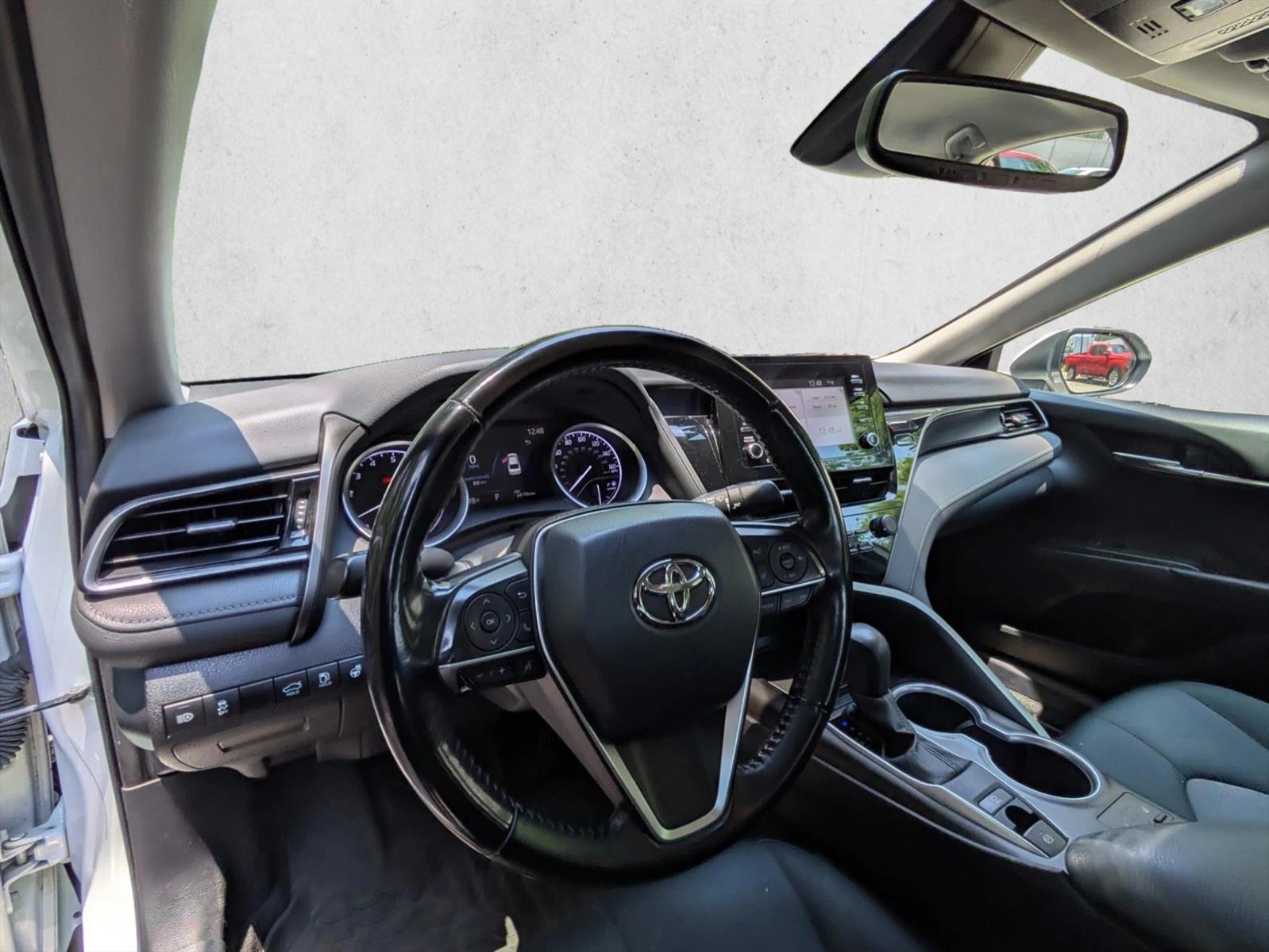 Thumbnail: 2021 Toyota Camry - 3