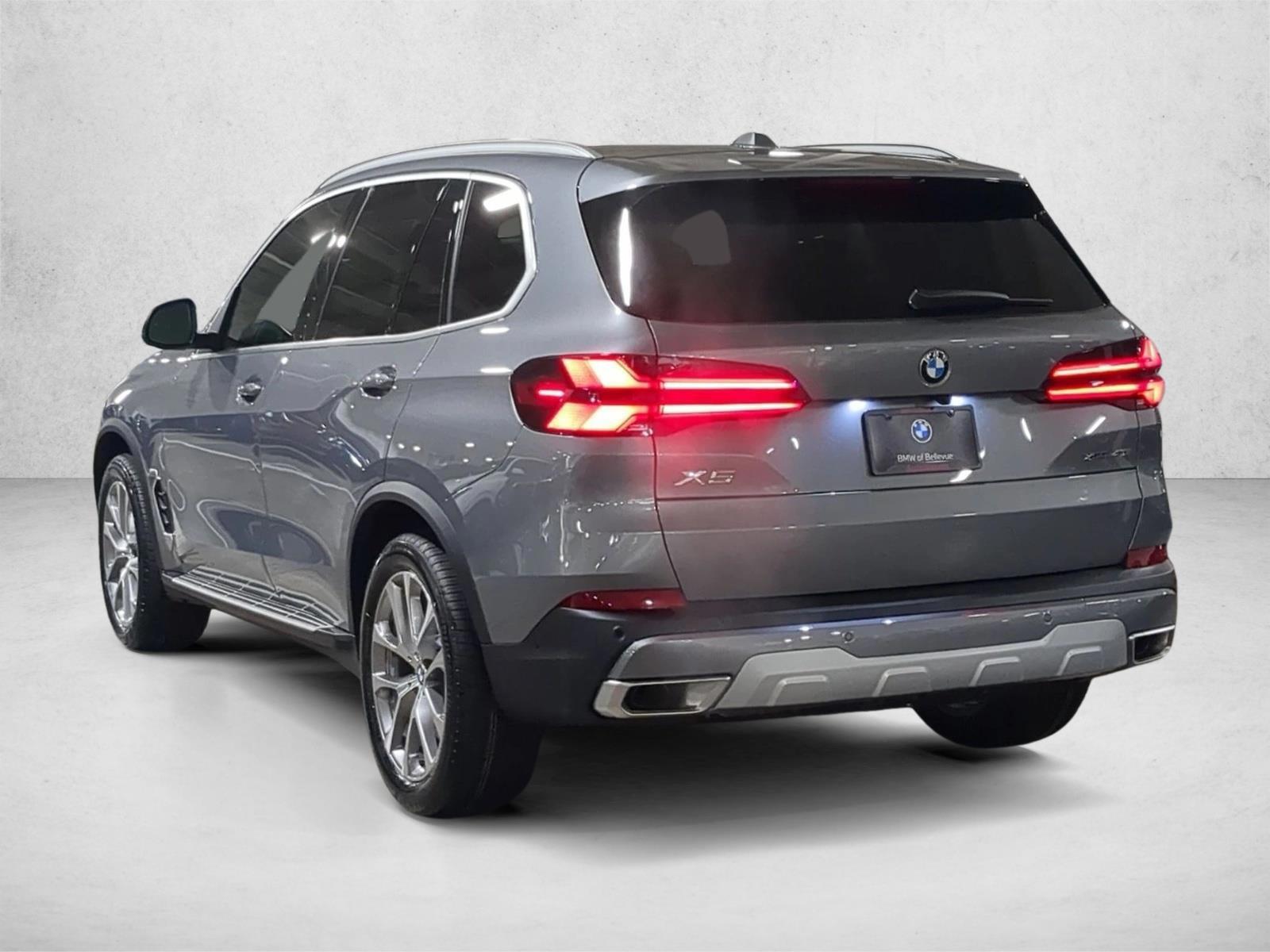 2026 BMW X5 40i - Photo 8