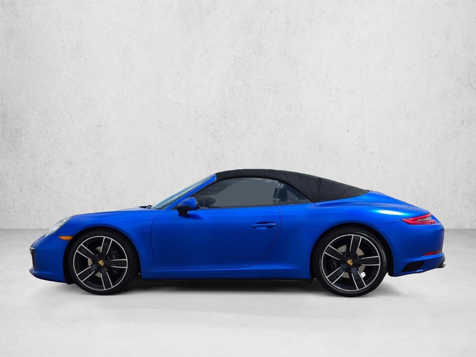Thumbnail: 2017 Porsche 911 - 2