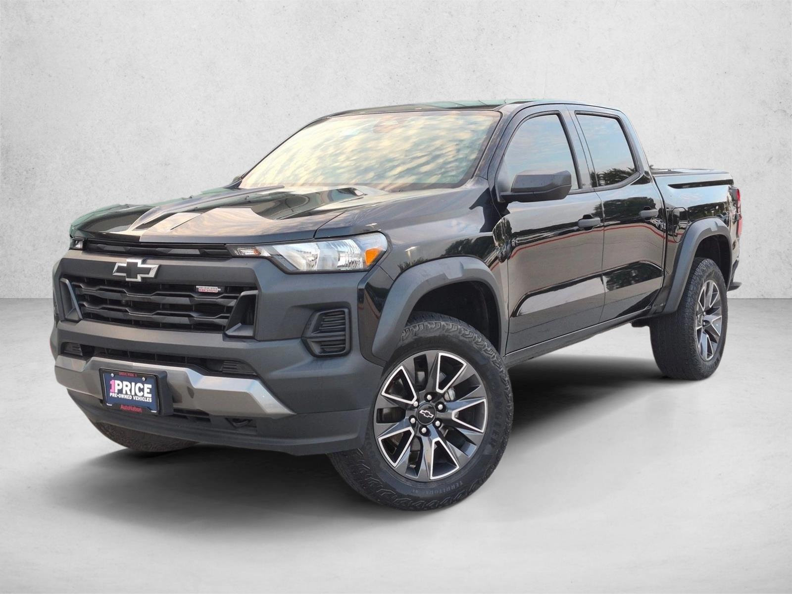 Thumbnail: 2023 Chevrolet Colorado - 1