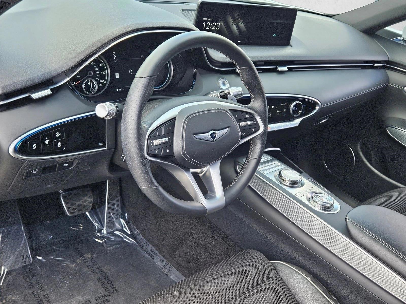 Thumbnail: 2024 Genesis GV70 - 3