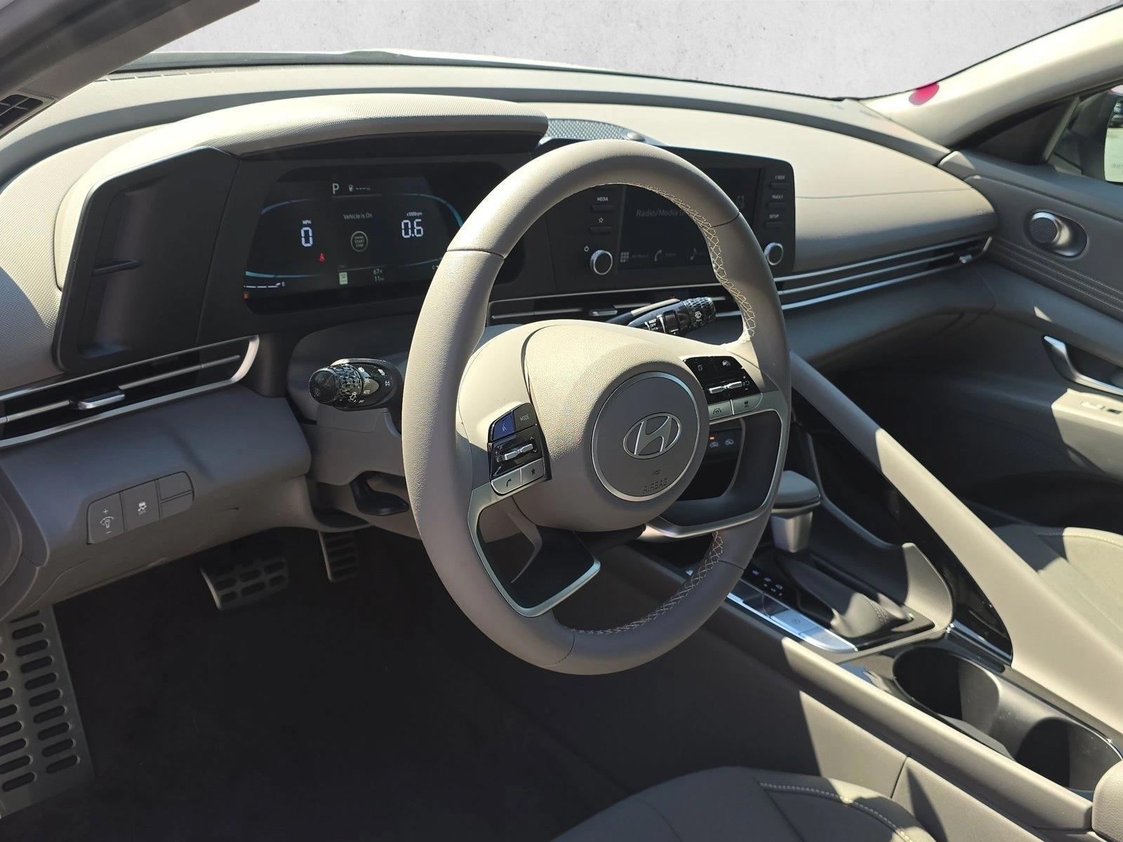 Thumbnail: 2026 Hyundai Elantra - 3