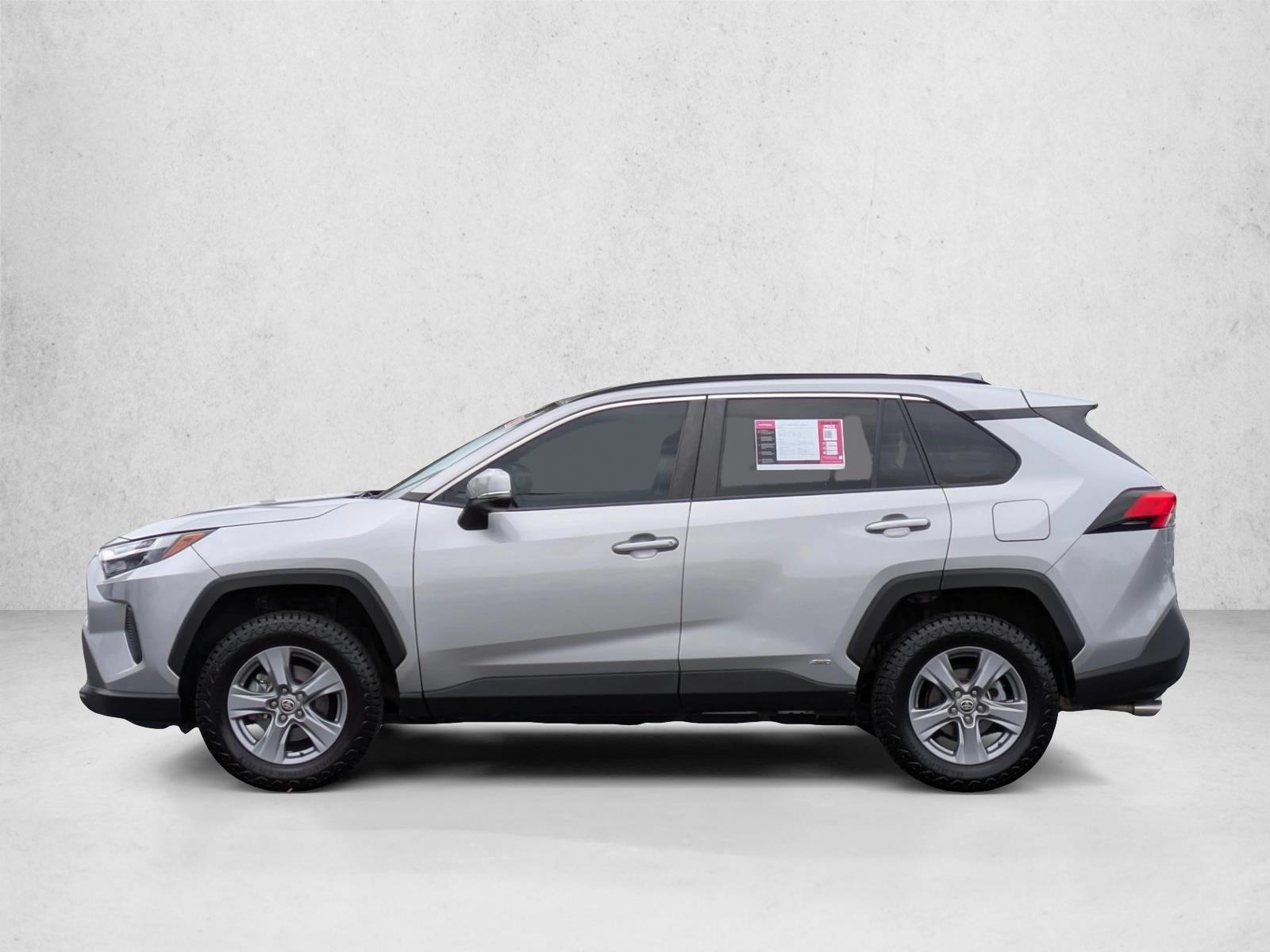 Thumbnail: 2022 Toyota RAV4 - 2