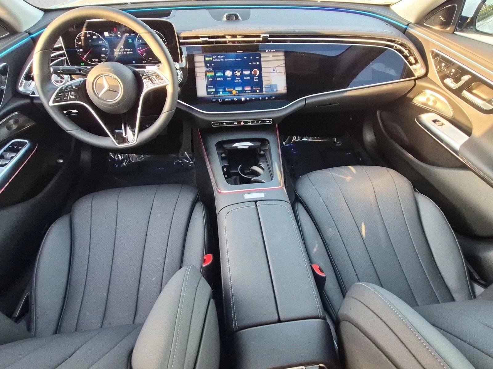 Thumbnail: 2026 Mercedes-Benz E-Class - 3
