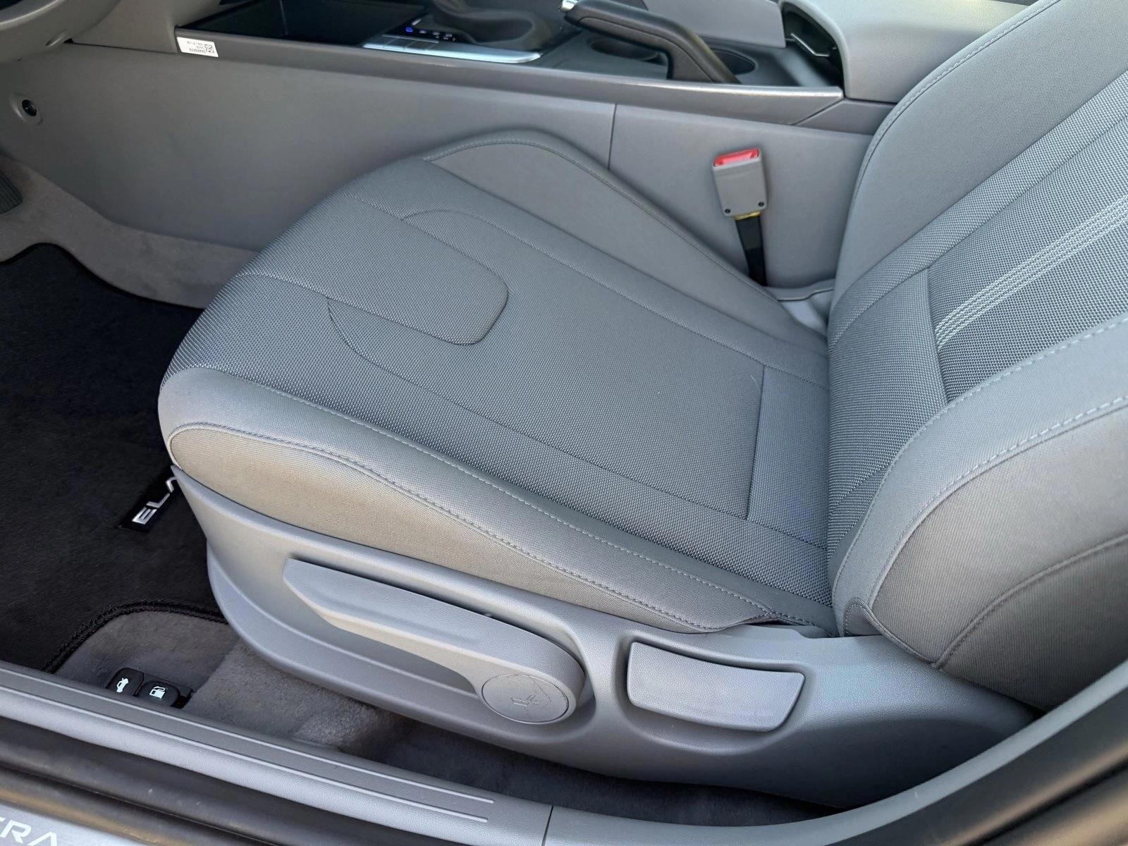 Thumbnail: 2026 Hyundai Elantra - 4