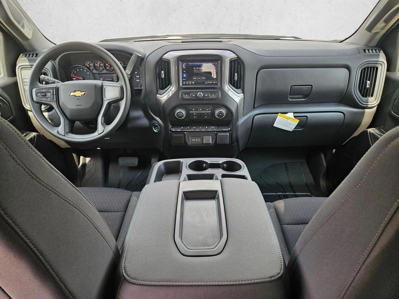 Thumbnail: 2026 Chevrolet Silverado 1500 - 3