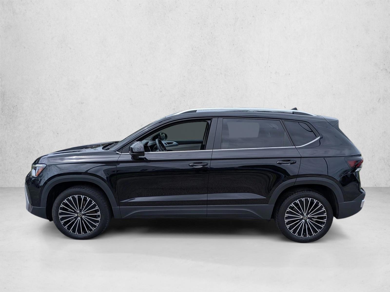 Thumbnail: 2025 Volkswagen Taos - 2
