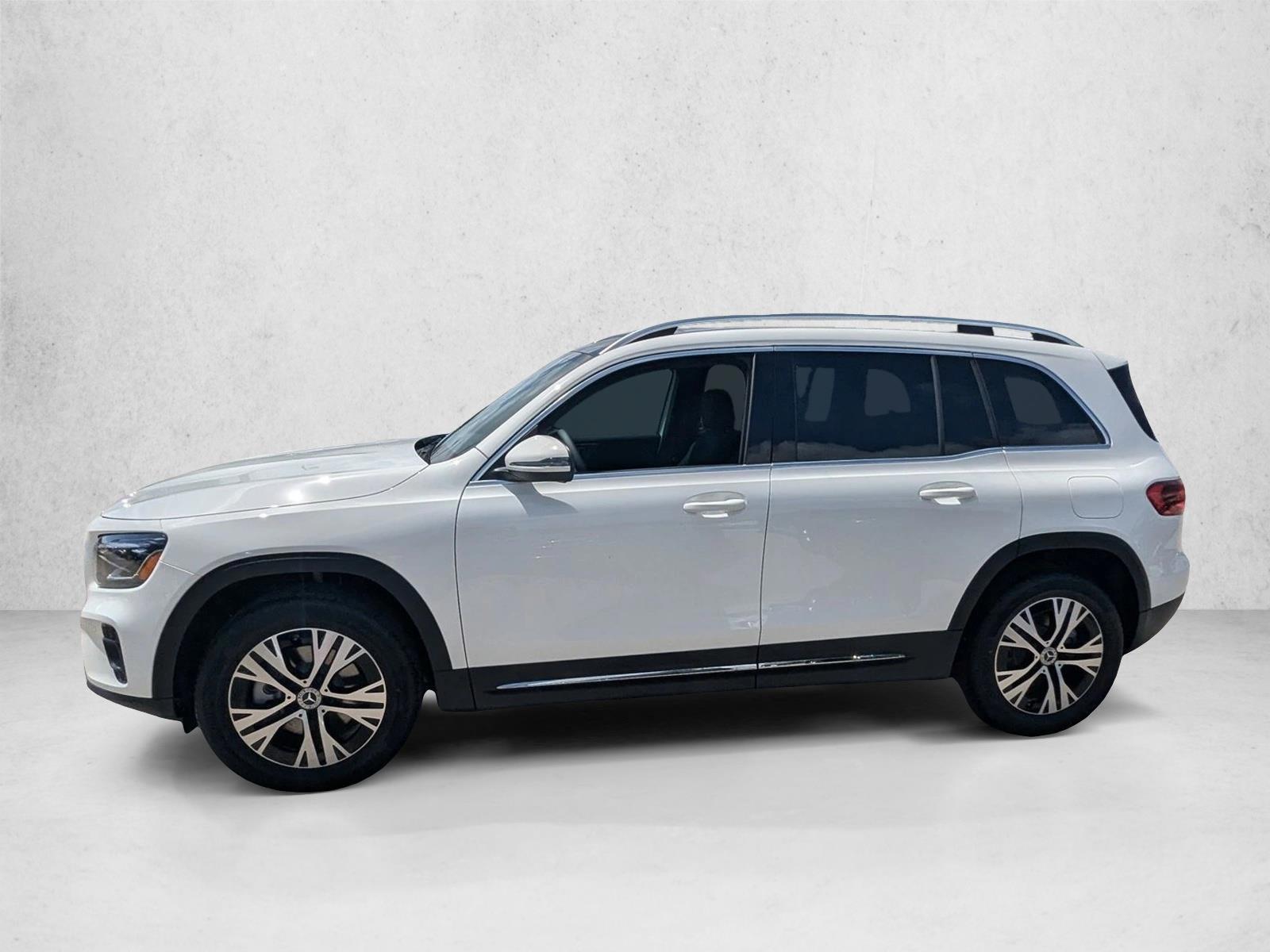 Thumbnail: 2026 Mercedes-Benz GLB - 2