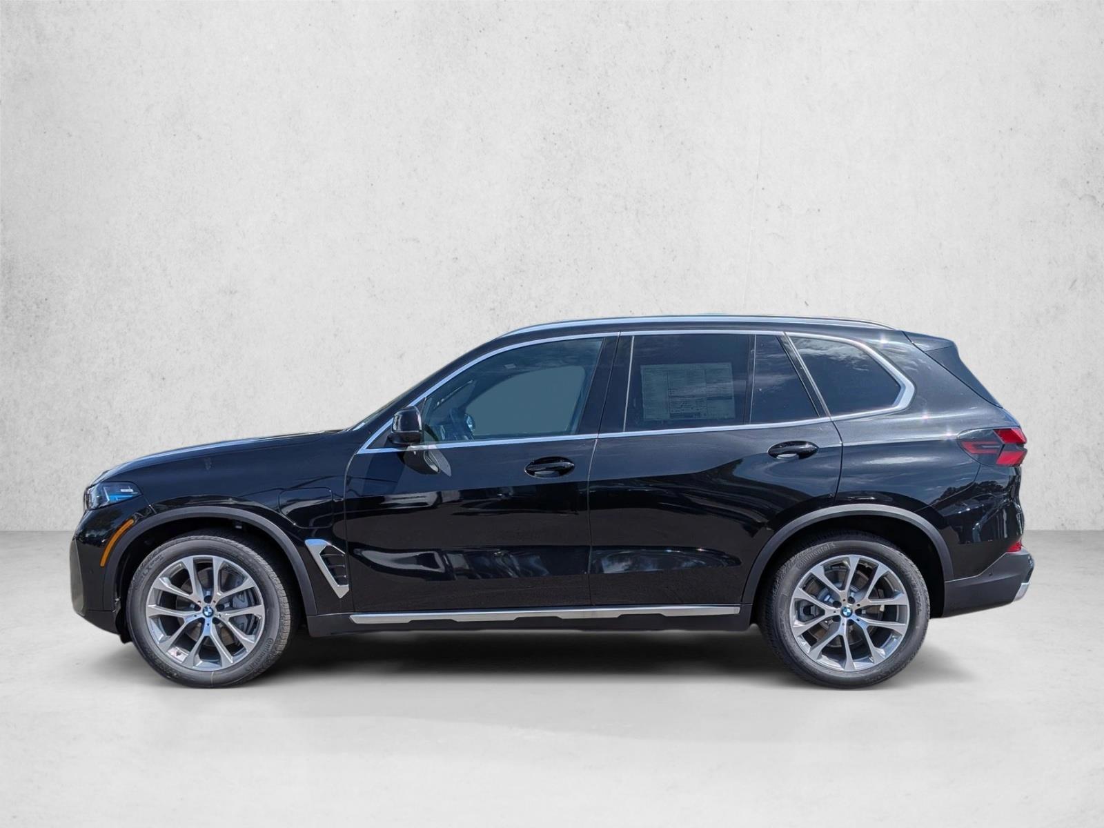 Thumbnail: 2026 BMW X5 - 2