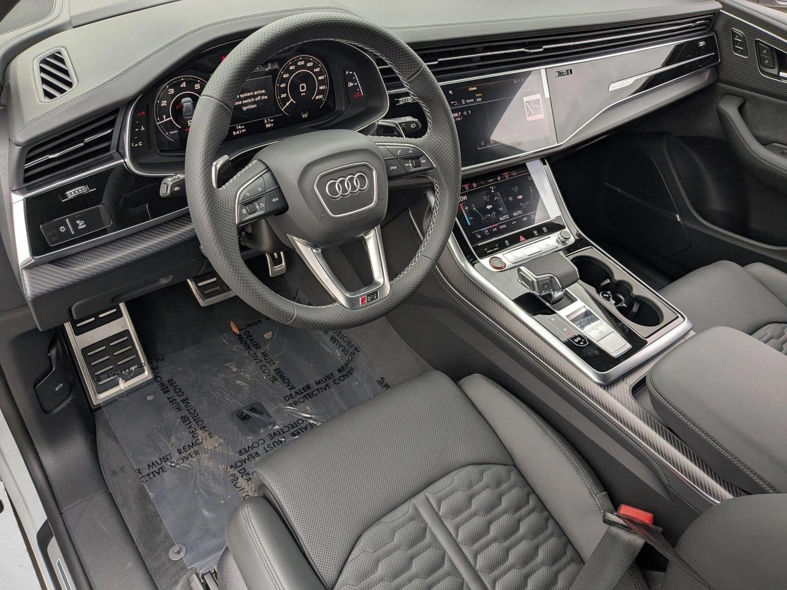 Thumbnail: 2026 Audi RS Q8 - 3