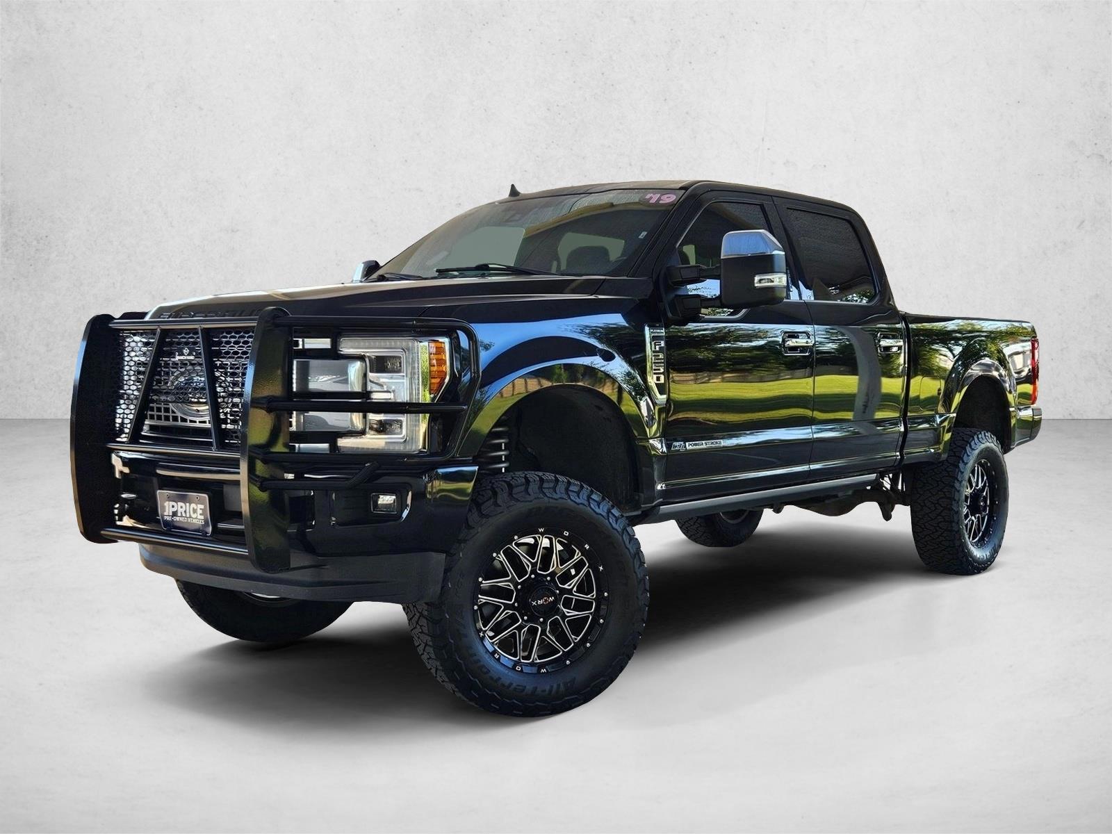 Thumbnail: 2019 Ford F-250 - 1