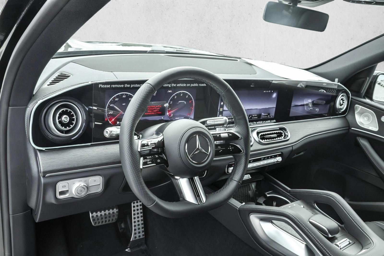 Thumbnail: 2027 Mercedes-Benz GLS - 3