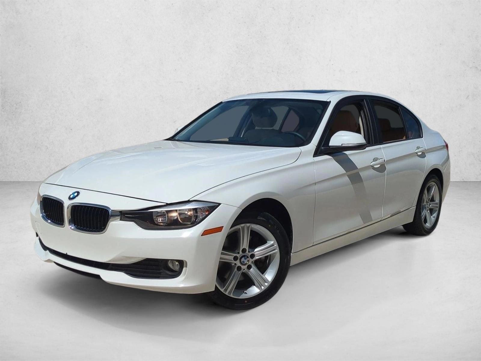 Thumbnail: 2015 BMW 3 Series - 1