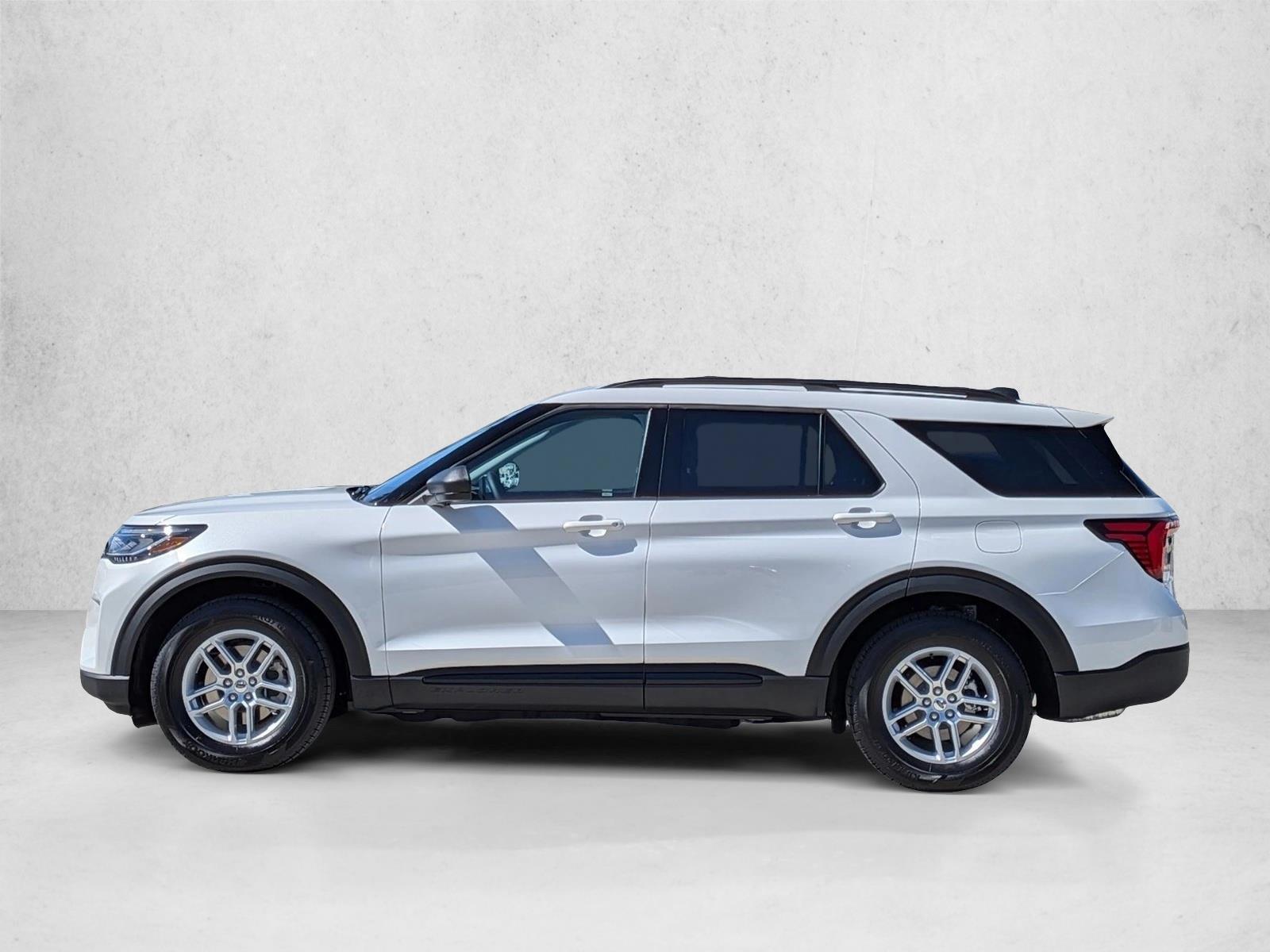 Thumbnail: 2026 Ford Explorer - 2