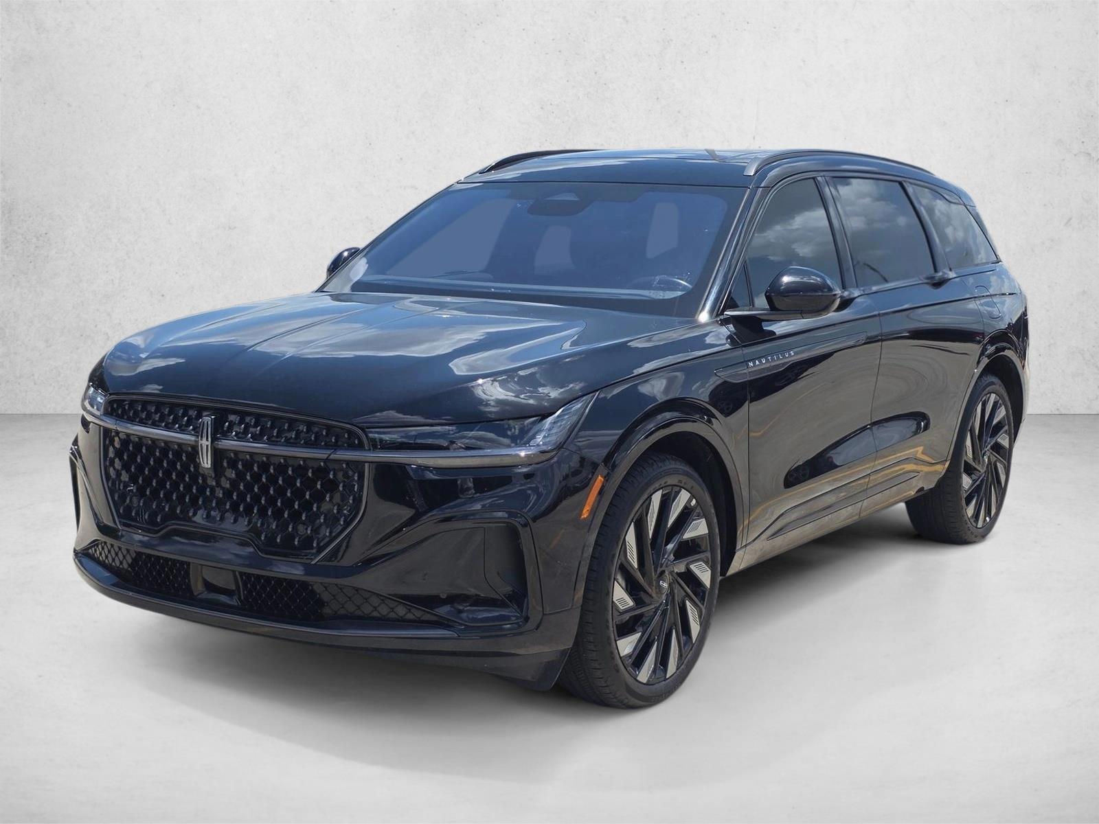 Thumbnail: 2025 Lincoln Nautilus - 1