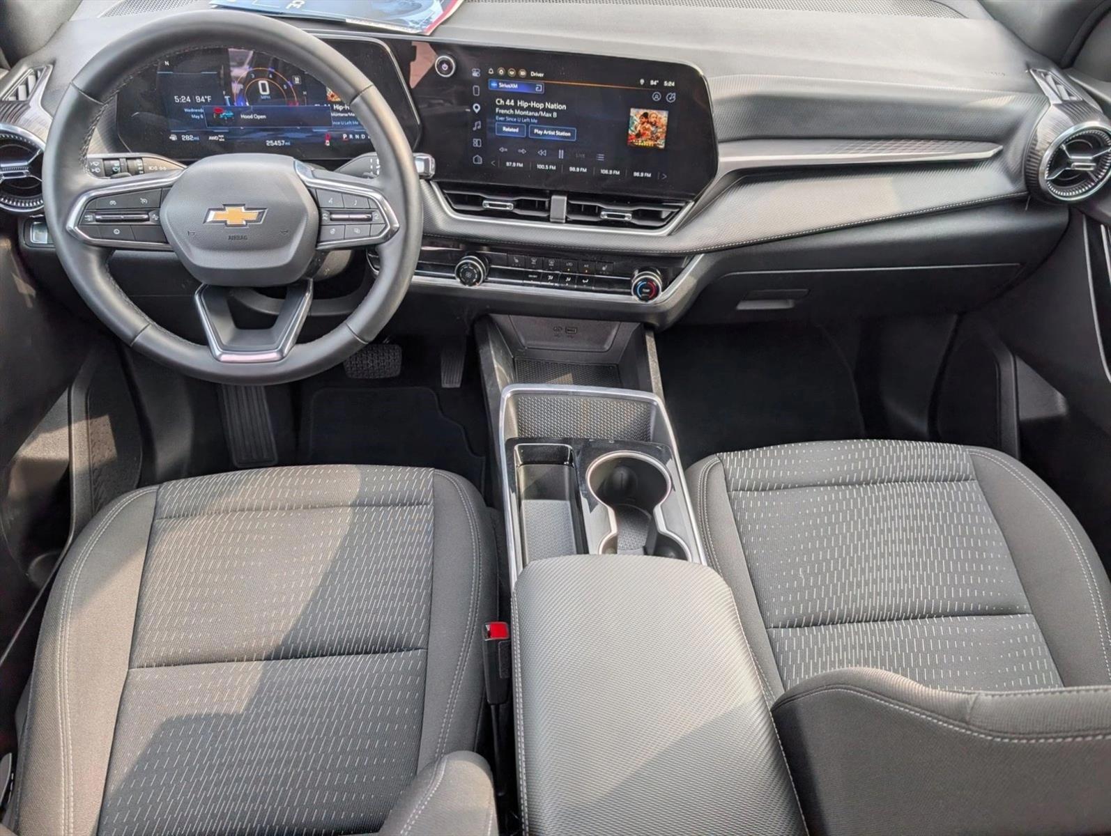 Thumbnail: 2025 Chevrolet Equinox - 4