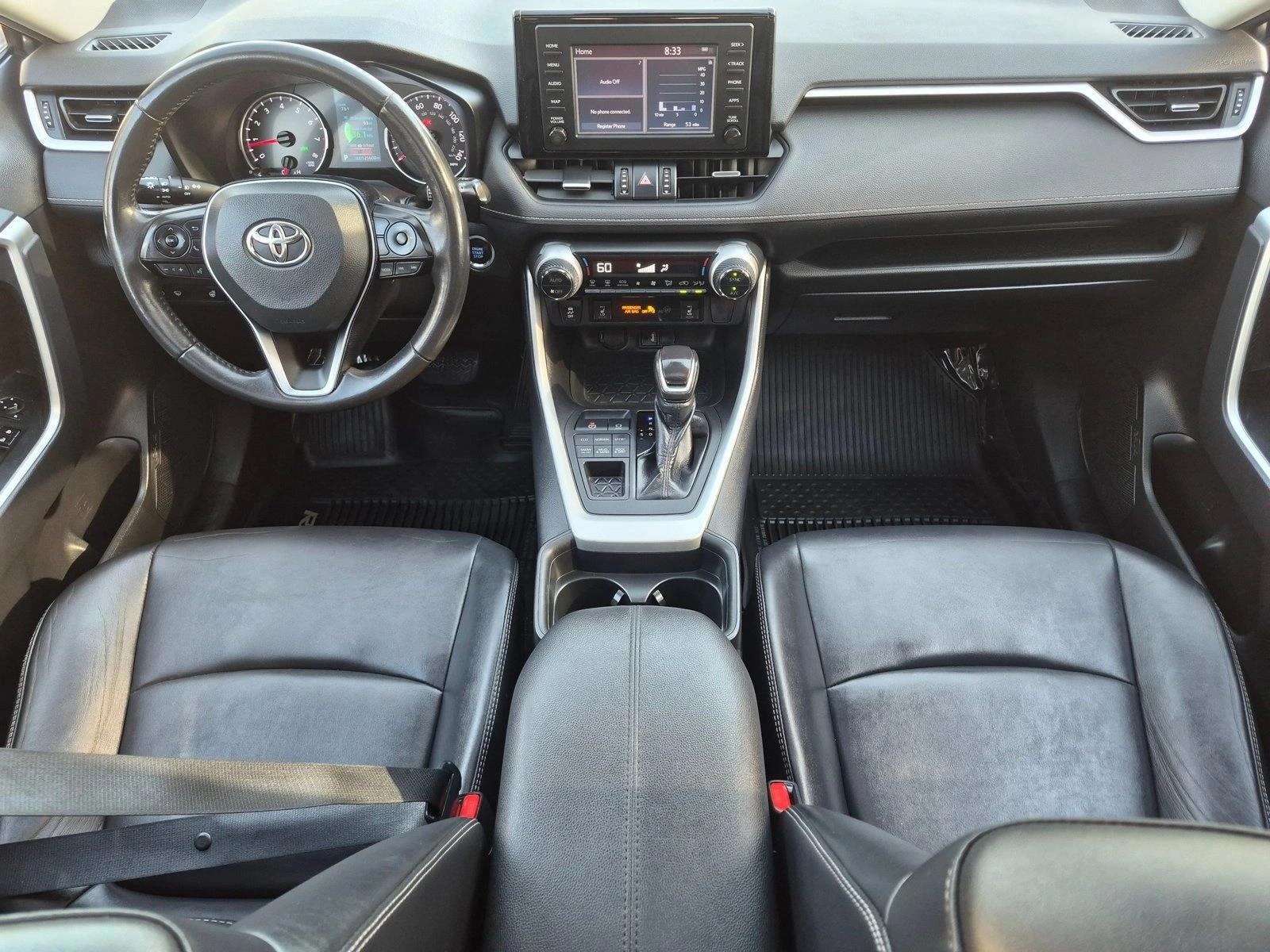 Thumbnail: 2019 Toyota RAV4 - 3