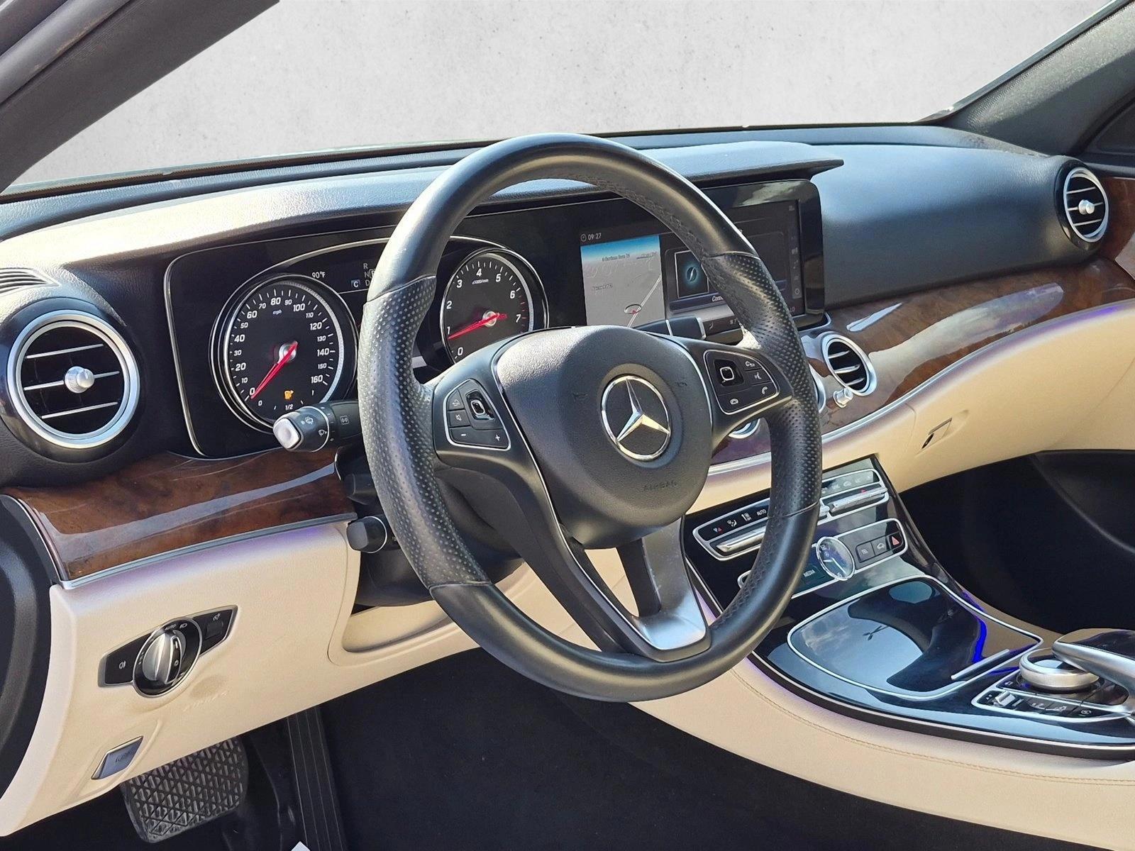 Thumbnail: 2018 Mercedes-Benz E-Class - 3