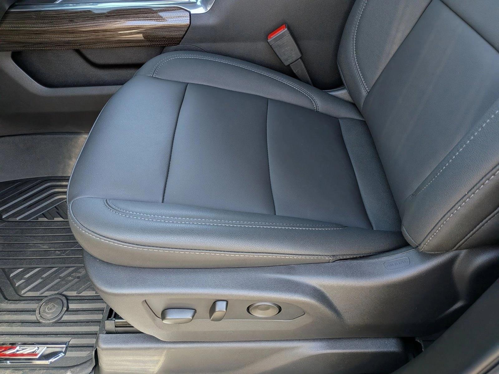 Thumbnail: 2026 Chevrolet Silverado 2500 - 4