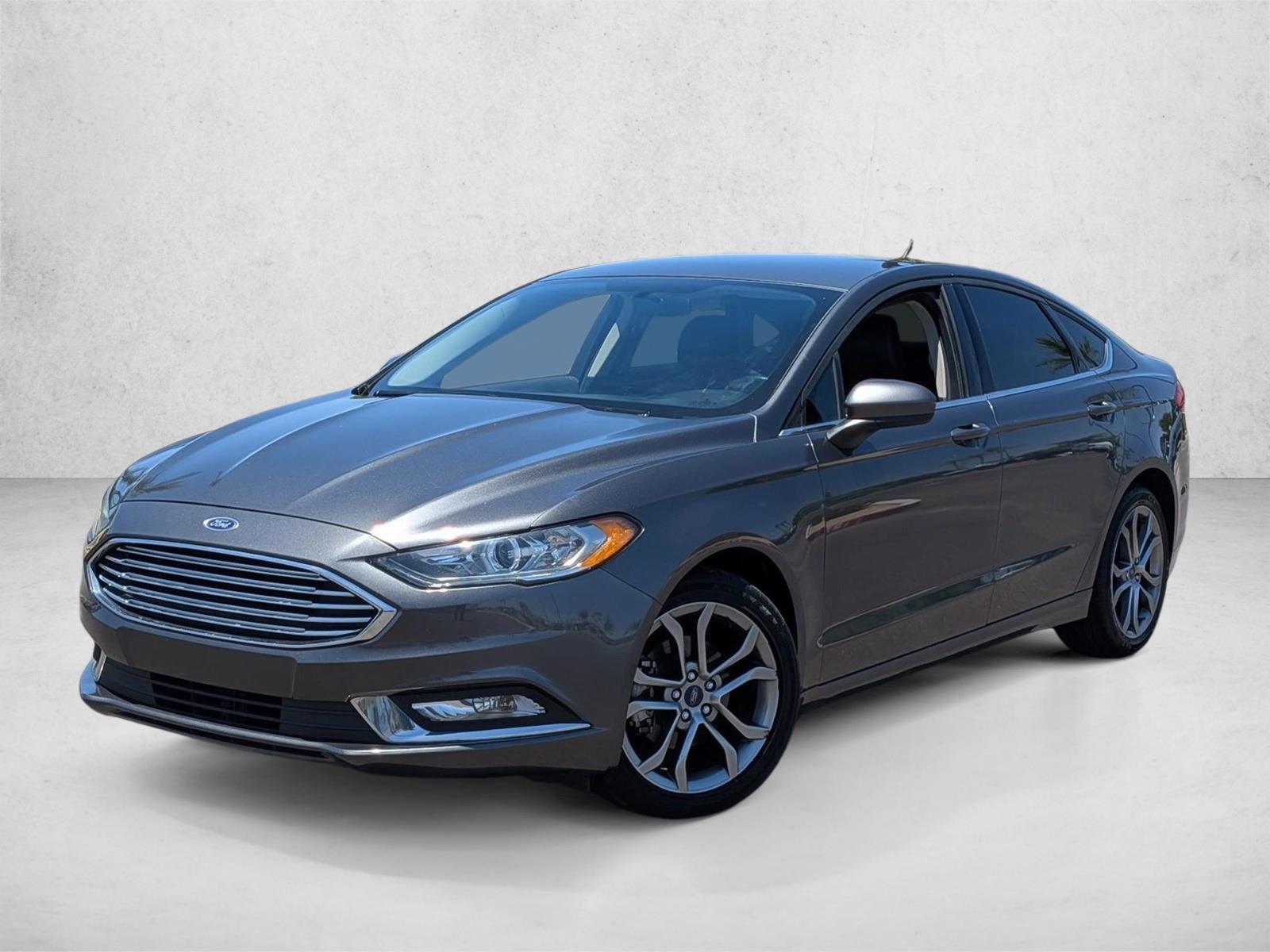 2017 Ford Fusion SE FWD's photo